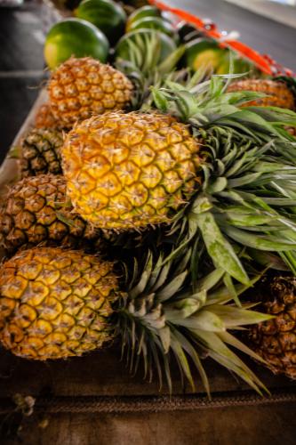 pineapples-1280x960